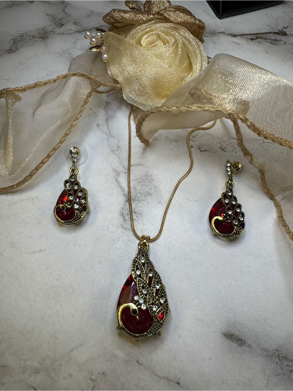 Gold-tone Red Teardrop Pendant Necklace & Earrings Set - Picture 2 of 3